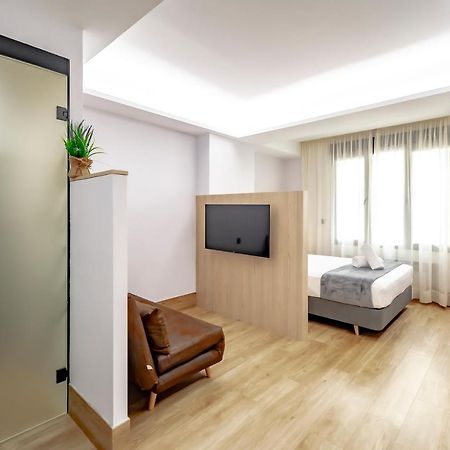 Dobohomes - Montesa 20 Apartamentos Madrid Ngoại thất bức ảnh