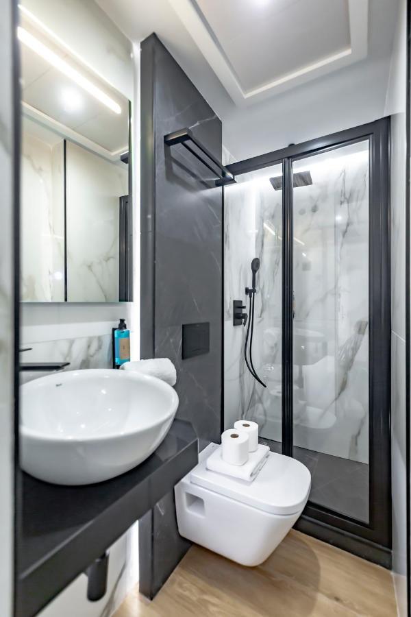 Dobohomes - Montesa 20 Apartamentos Madrid Ngoại thất bức ảnh