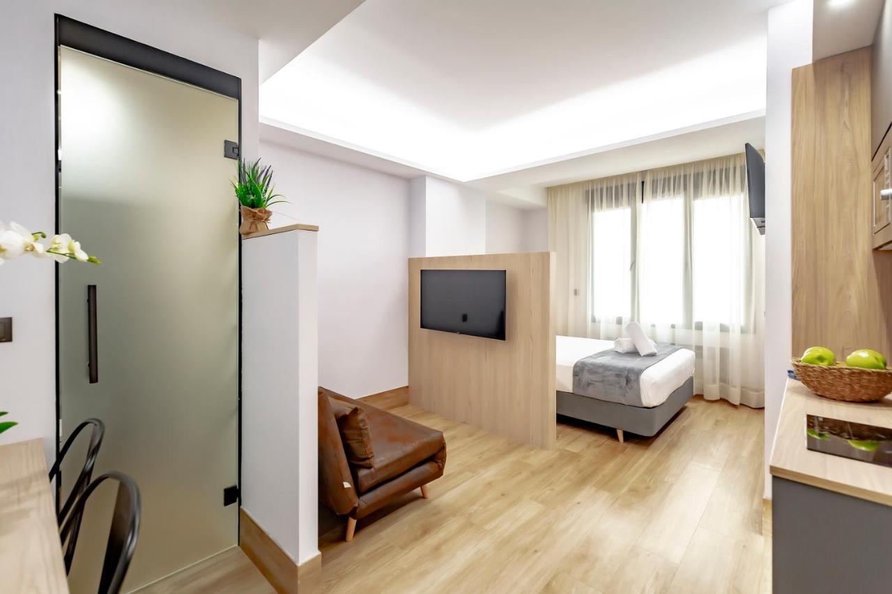 Dobohomes - Montesa 20 Apartamentos Madrid Ngoại thất bức ảnh